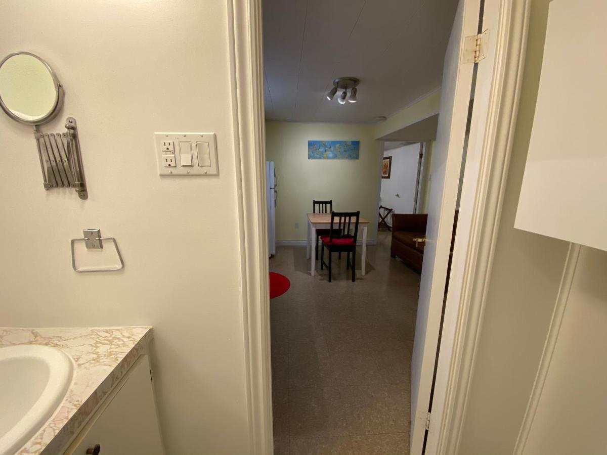 Martine & Michel Apartment บูว์เชอร์วิลล์ ภายนอก รูปภาพ