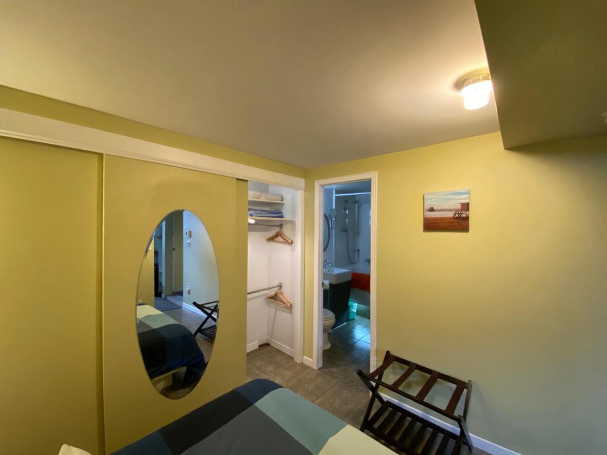 Martine & Michel Apartment บูว์เชอร์วิลล์ ภายนอก รูปภาพ