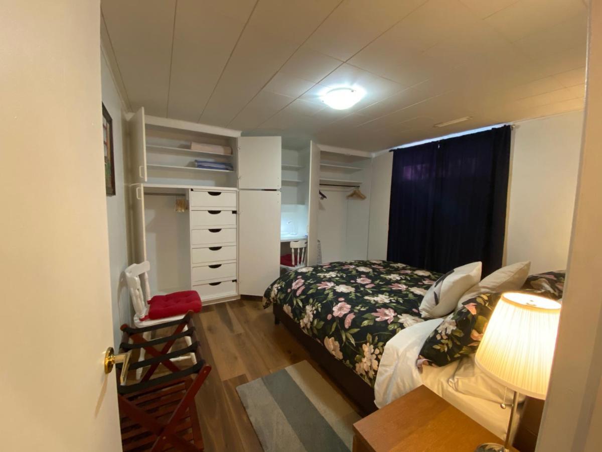 Martine & Michel Apartment บูว์เชอร์วิลล์ ภายนอก รูปภาพ